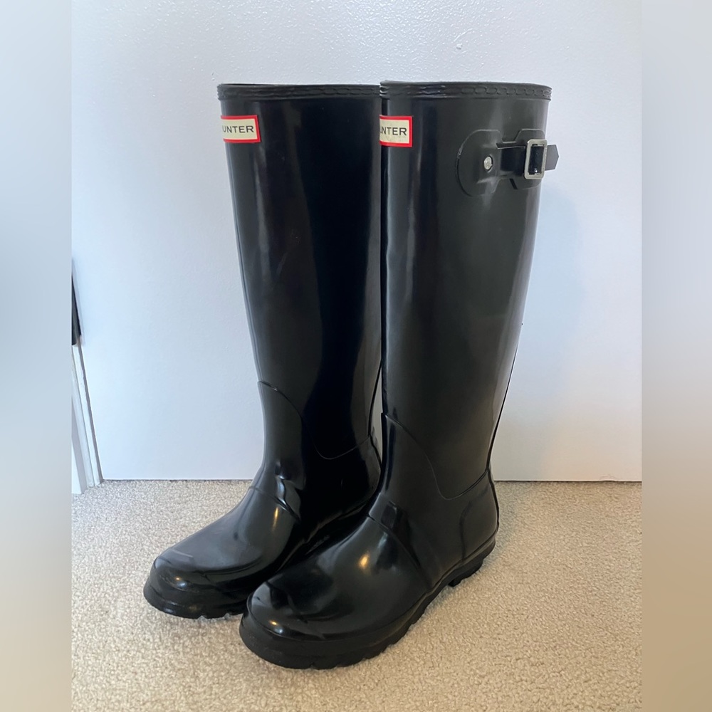 Like new tall Hunter rainboots